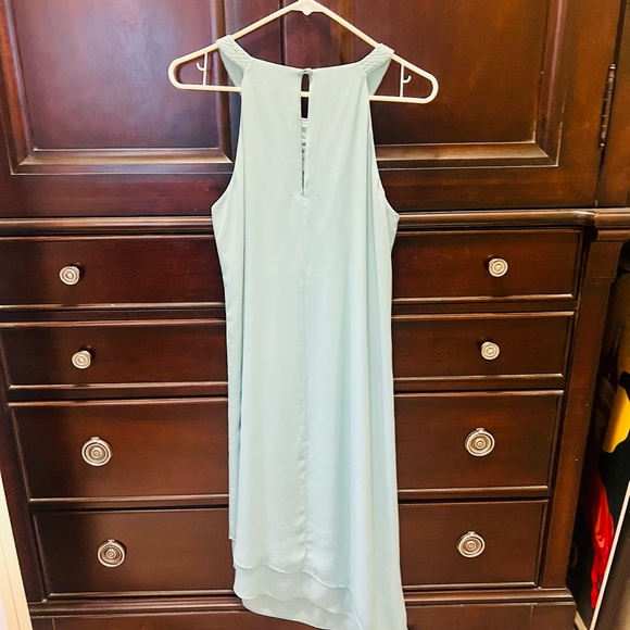 Beautiful White House Black Market sage green midi dress, asymmetrical - Picture 4 of 5